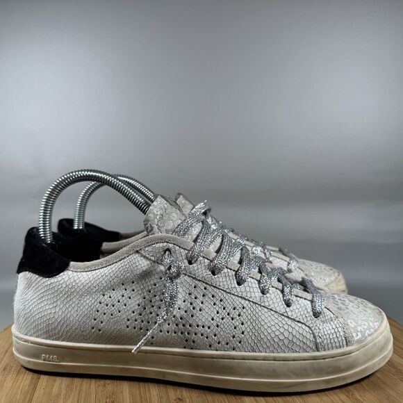 P448 Johnny Silver Glitter Ice Python Sparkly Snake Low Sneaker Size 39 8 - Picture 1 of 8